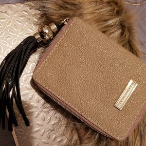 STEVE MADDEN NWOT Wallet with mirror inside.